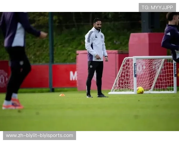 英超球员的场外生活揭秘:训练之外的故事 英超球员的场外生活揭秘:训练之外的故事